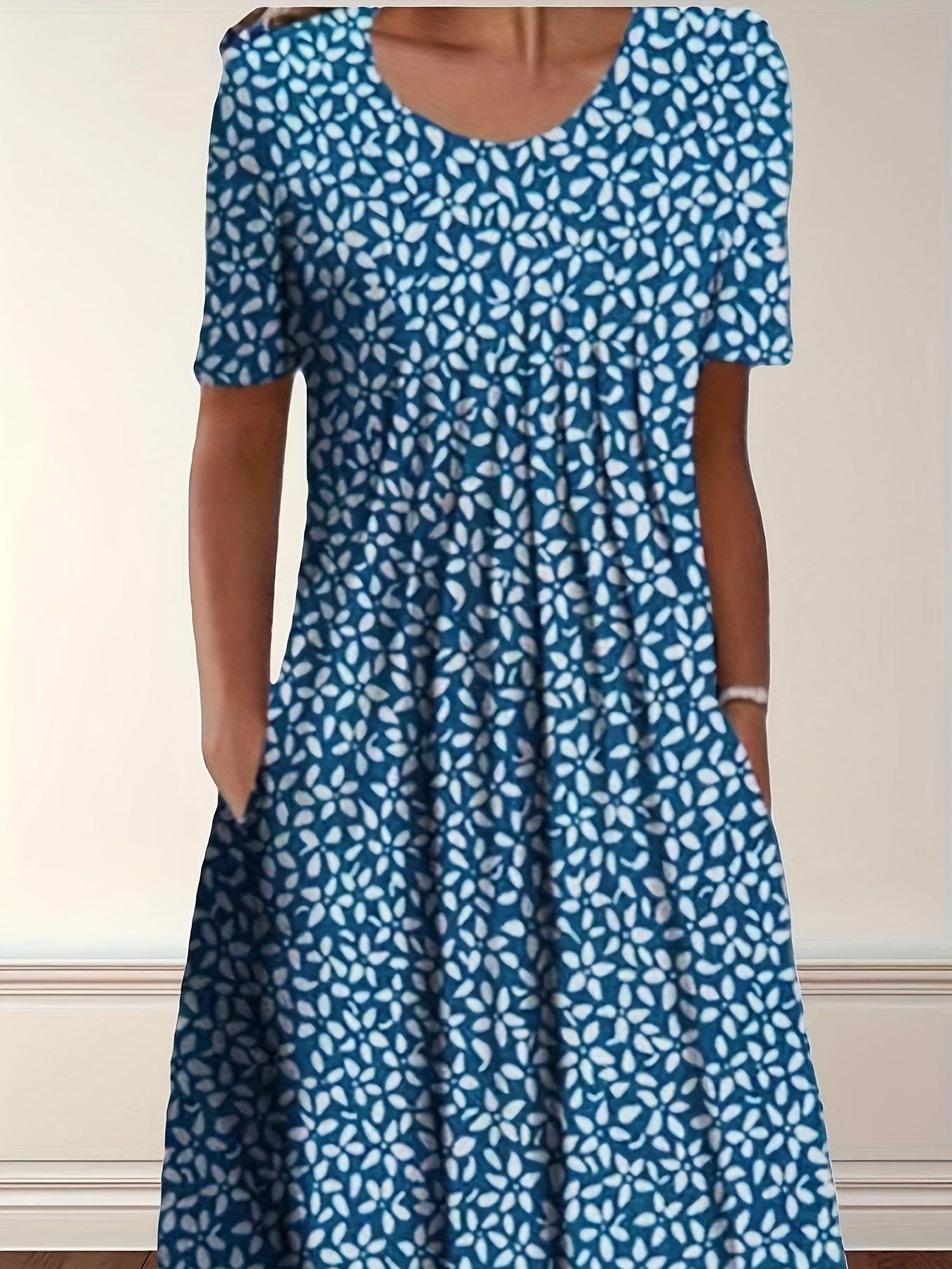 Line | Blomstret Midikjole
