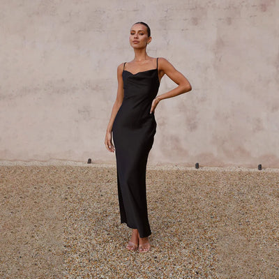 Klara™ | Satin Maxi Kjole med Cowl Neck