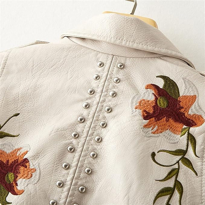Tove | Stilfuld Bikerjakke med Blomstret Broderi