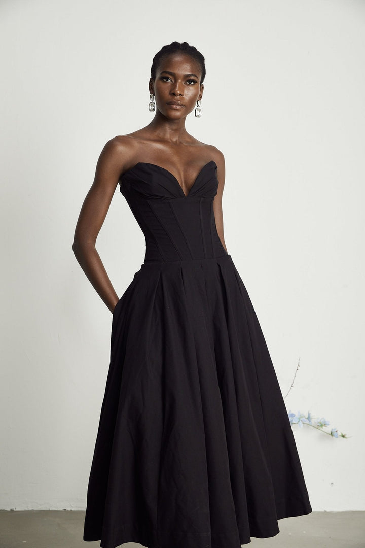 Thora | Stilfuld Off-Shoulder Korset Midi Kjole