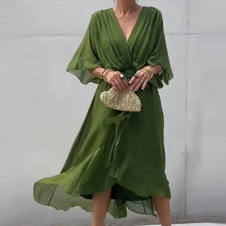 Elvira | Stilfuld Broderet Omslagskjole med Bindebånd